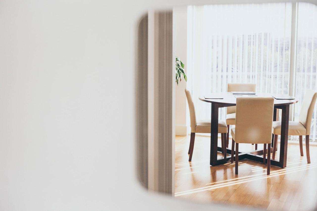 Serviced Apartment In Liverpool City Centre - Free Parking - Balcony - By Happy Days Eksteriør bilde