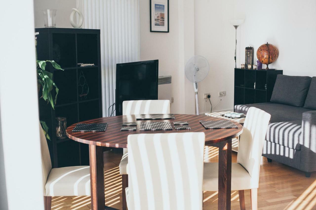 Serviced Apartment In Liverpool City Centre - Free Parking - Balcony - By Happy Days Eksteriør bilde