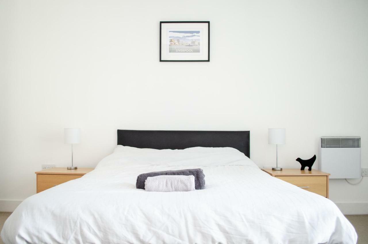 Serviced Apartment In Liverpool City Centre - Free Parking - Balcony - By Happy Days Eksteriør bilde