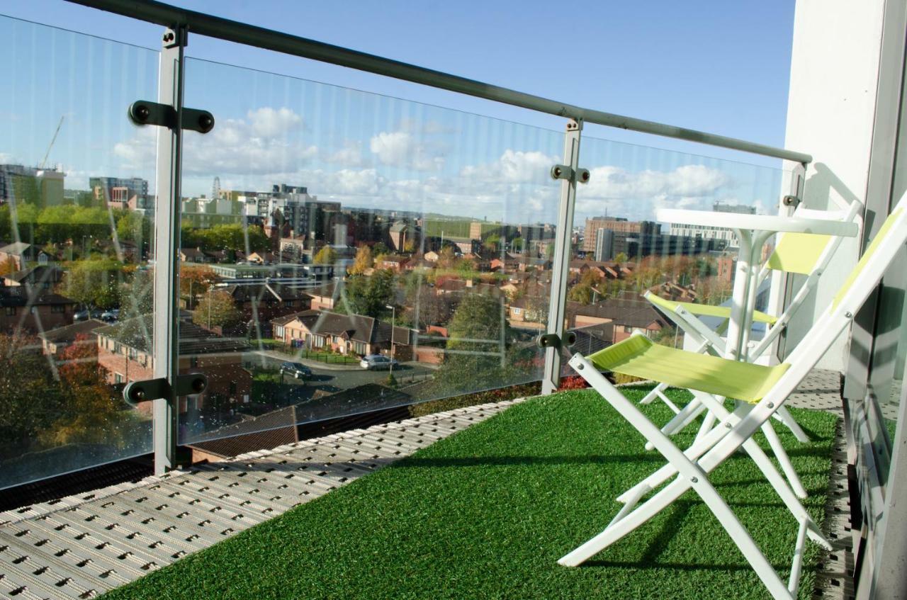 Serviced Apartment In Liverpool City Centre - Free Parking - Balcony - By Happy Days Eksteriør bilde